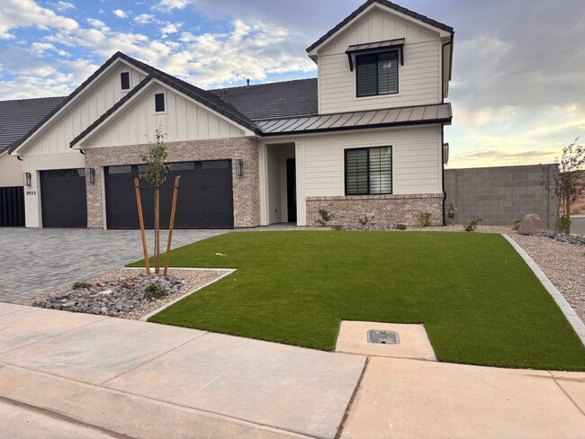 2933 E Yavin Wy in Saint George, UT - Building Photo - Building Photo