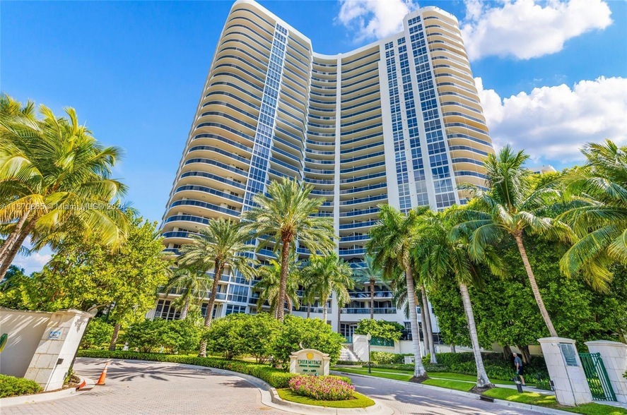 3200 N Ocean Blvd, Unit 1205 in Fort Lauderdale, FL - Building Photo