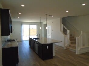 746 Papermill Rd in Lincoln, CA - Building Photo - Building Photo