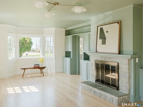 126 Prospect Hill Rd in Groton, CT - Building Photo - Building Photo