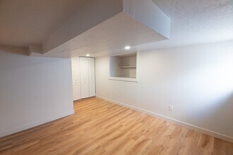 2396 S 300 E in South Salt Lake, UT - Building Photo - Building Photo