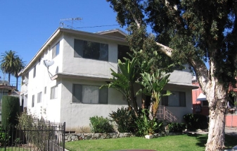 639 N Coronado St in Los Angeles, CA - Building Photo