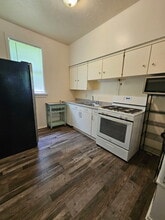 1015 E 9th S in Mountain Home, ID - Building Photo - Building Photo