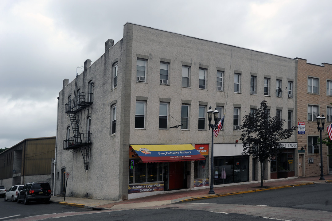 222-232 Somerset St in North Plainfield, NJ - Foto de edificio