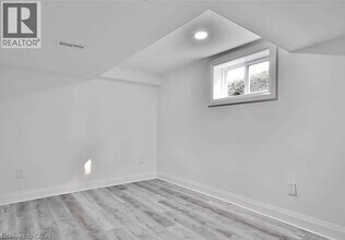 549 Waterloo St in Hamilton, ON - Building Photo - Building Photo