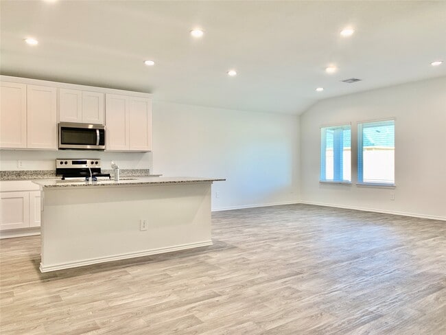 property at 2213 Laurel Bloom Ln