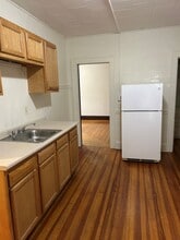 329 Beech St in Holyoke, MA - Foto de edificio - Building Photo
