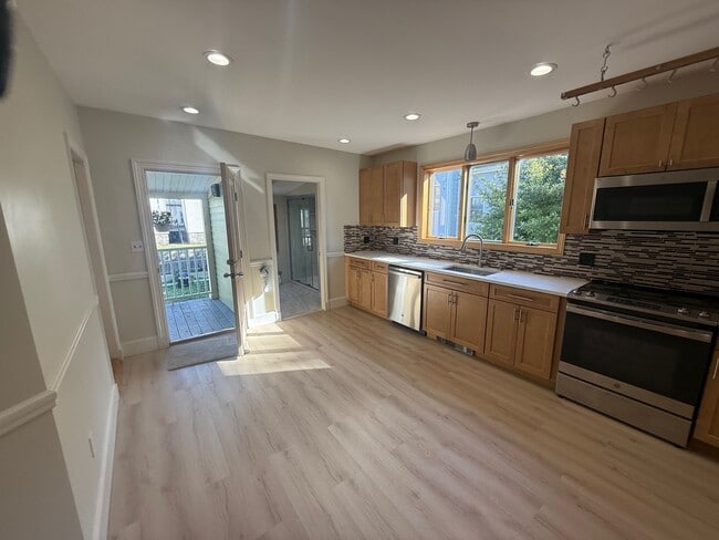 48 Shannon St in Boston, MA - Foto de edificio - Building Photo