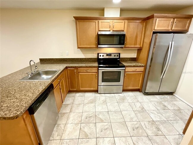 10605 Timber Ln in Port Richey, FL - Building Photo - Building Photo