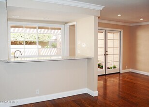 4551 Tam O Shanter Dr in Westlake Village, CA - Building Photo - Building Photo