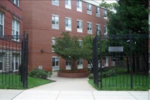 Franklin Square School Apartments in Baltimore, MD - Foto de edificio - Building Photo