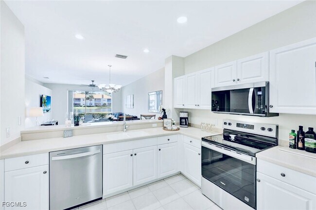 property at 6245 Wilshire Pines Cir