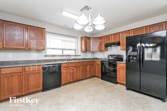 1742 E Leslie Ave in San Tan Valley, AZ - Building Photo - Building Photo