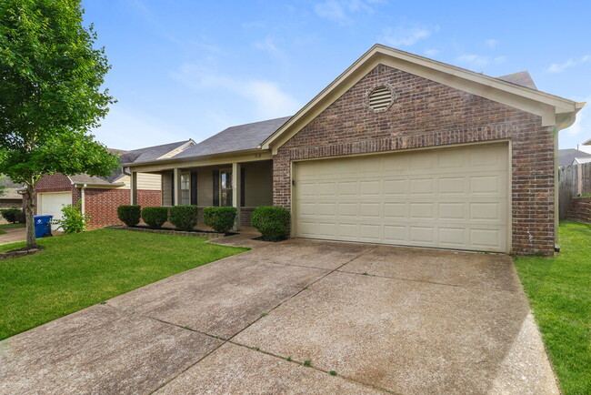 1609 Sawmill Creek Ln in Cordova, TN - Building Photo - Building Photo