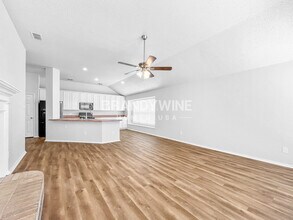 3318 Lochwood Dr in Mesquite, TX - Building Photo - Building Photo