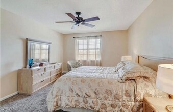 4912 Tamiami Trl E in Naples, FL - Building Photo - Building Photo
