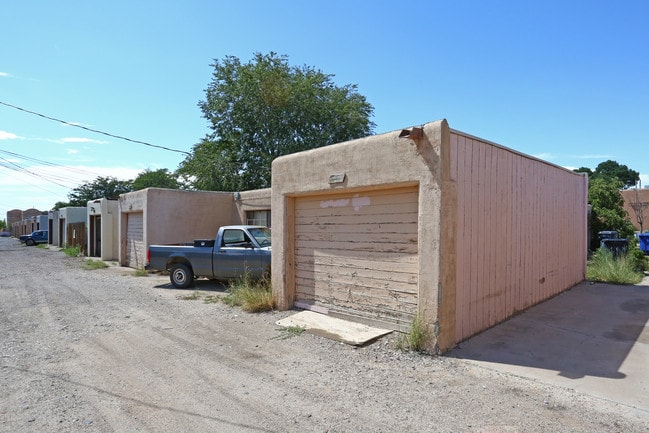 3422-3426 Smith Ave SE in Albuquerque, NM - Foto de edificio - Building Photo