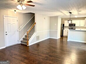 650 Windcroft Cir NW in Acworth, GA - Building Photo - Building Photo