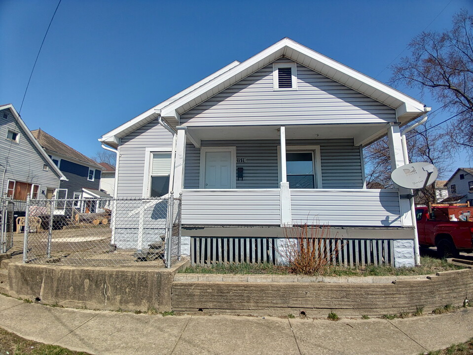 1519 Indiana St in Zanesville, OH - Building Photo