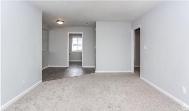 100 Lockwood Ct in Columbus, GA - Building Photo - Building Photo