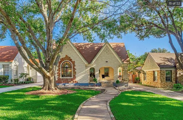 property at 915 Stewart Dr