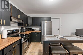 383 Main St S in South Huron, ON - Building Photo - Building Photo