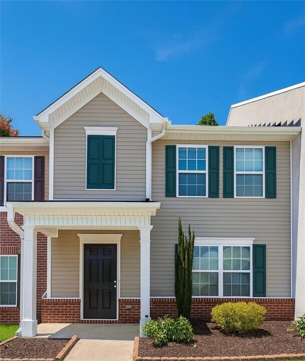 1593 Little Creek Dr in Lawrenceville, GA - Building Photo