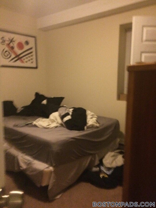 55 Park Dr, Unit G-3 in Boston, MA - Foto de edificio - Building Photo