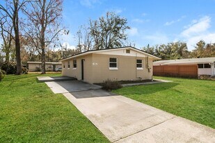 6916 Jack Horner Ln, Unit 2 in Jacksonville, FL - Building Photo