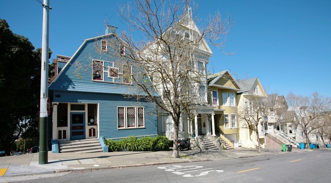 793-797 Clayton St in San Francisco, CA - Foto de edificio - Building Photo