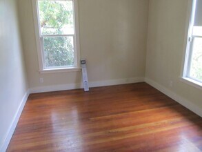 890 N Shaffer St in Orange, CA - Building Photo - Building Photo