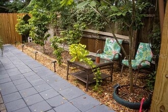 530 S Glenwood Ave in Clearwater, FL - Building Photo - Building Photo