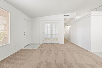 8032 S Sunrise Meadow Dr in Tucson, AZ - Building Photo - Building Photo