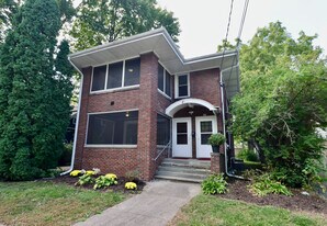 744 Central Ave, Unit 744.5 in Beloit, WI - Building Photo