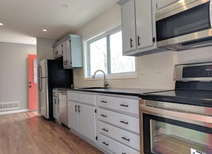 2017 Kenwood Pl SE in Smyrna, GA - Building Photo - Building Photo