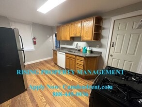 3136 Tuckahoe Rd in Camden, NJ - Building Photo - Building Photo