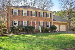 102 Tuckahoe Trce in Yorktown, VA - Building Photo