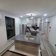 232 1st St in Jersey City, NJ - Building Photo - Building Photo