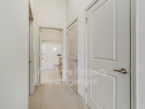 601 Sylvan Hts Wy in Nashville, TN - Foto de edificio - Building Photo
