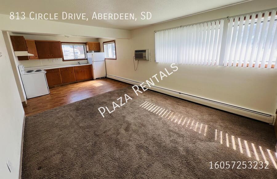 2104 3rd Ave SE in Aberdeen, SD - Building Photo