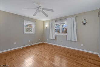 32 W New St in Rockaway, NJ - Building Photo - Building Photo