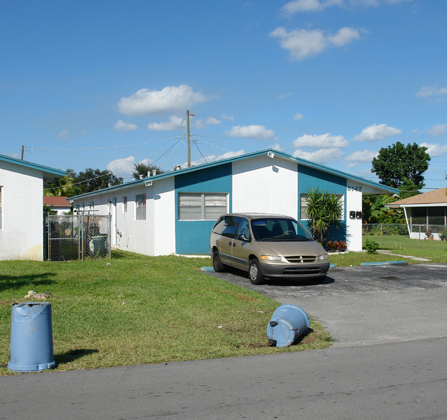 6147-6155 SW 34th St in Miramar, FL - Building Photo - Building Photo