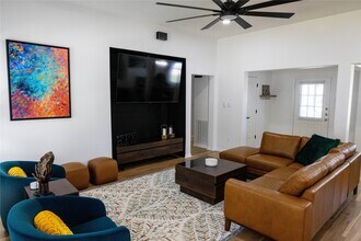 17023 Lexington Dr in Conroe, TX - Building Photo - Building Photo