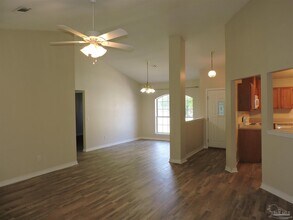 551 Riola Pl in Pensacola, FL - Building Photo - Building Photo