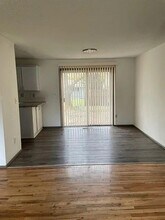 16880 SW Cambridge Ct in Beaverton, OR - Building Photo - Building Photo