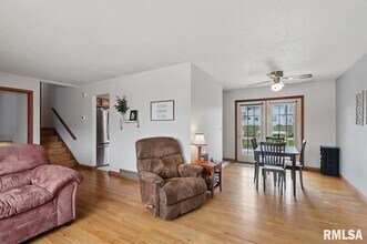 2948 Oxford Dr in Bettendorf, IA - Building Photo - Building Photo