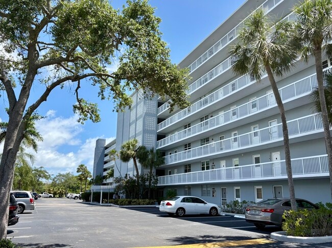 5700 NW 2nd Ave