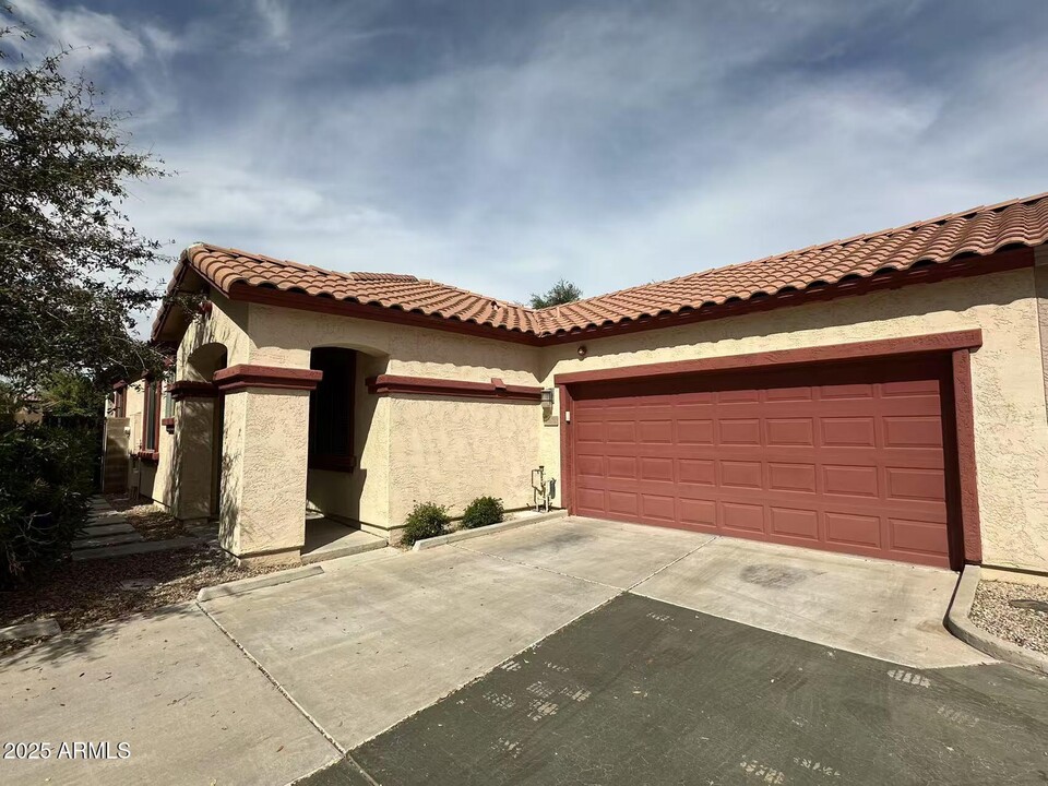 3872 E Flower St in Gilbert, AZ - Building Photo
