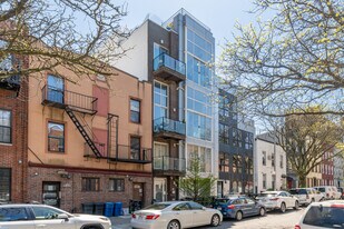 292 Powers St in Brooklyn, NY - Building Photo