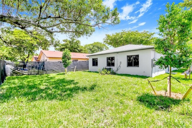 property at 861 NW 6th Ave